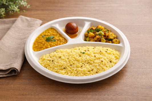 HARSHU 11 Inch Round 4 Compartment Sugarcane Bagasse Plates (25 per pack)